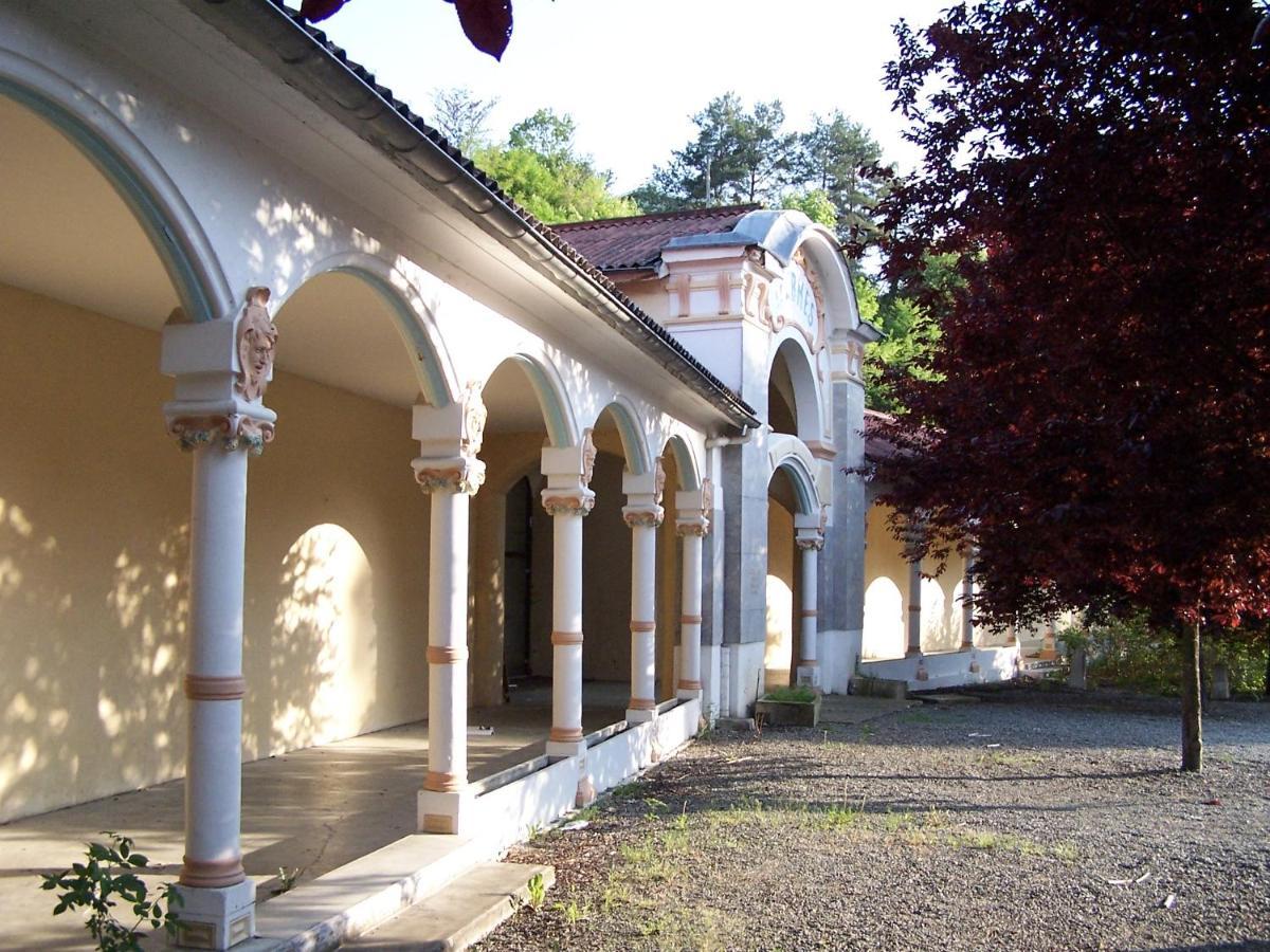 Maison Lac Et Montagne Barbazan Bagian luar foto